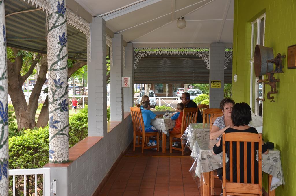 Stoep Cafe Guest House Komatipoort Exterior photo